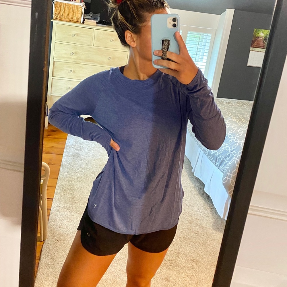 Danskin long sleeve loungewear top